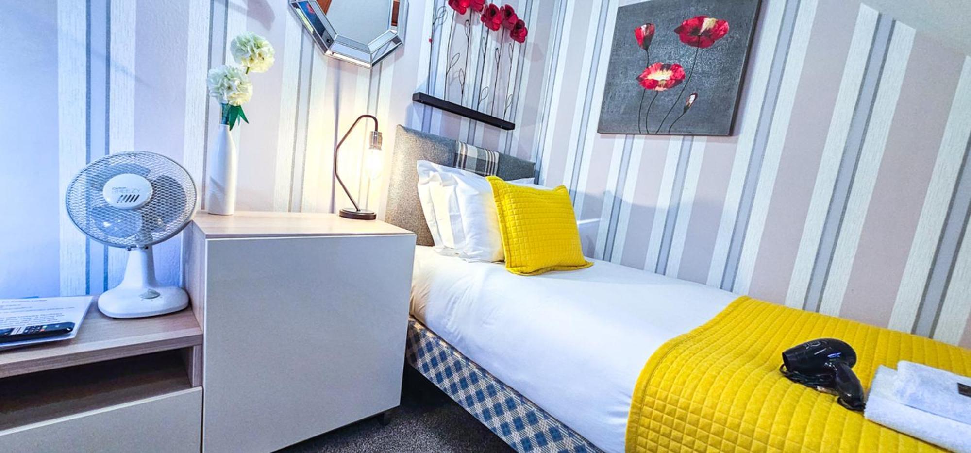 Mystayinn Kinloch Lodge Inverness Bagian luar foto