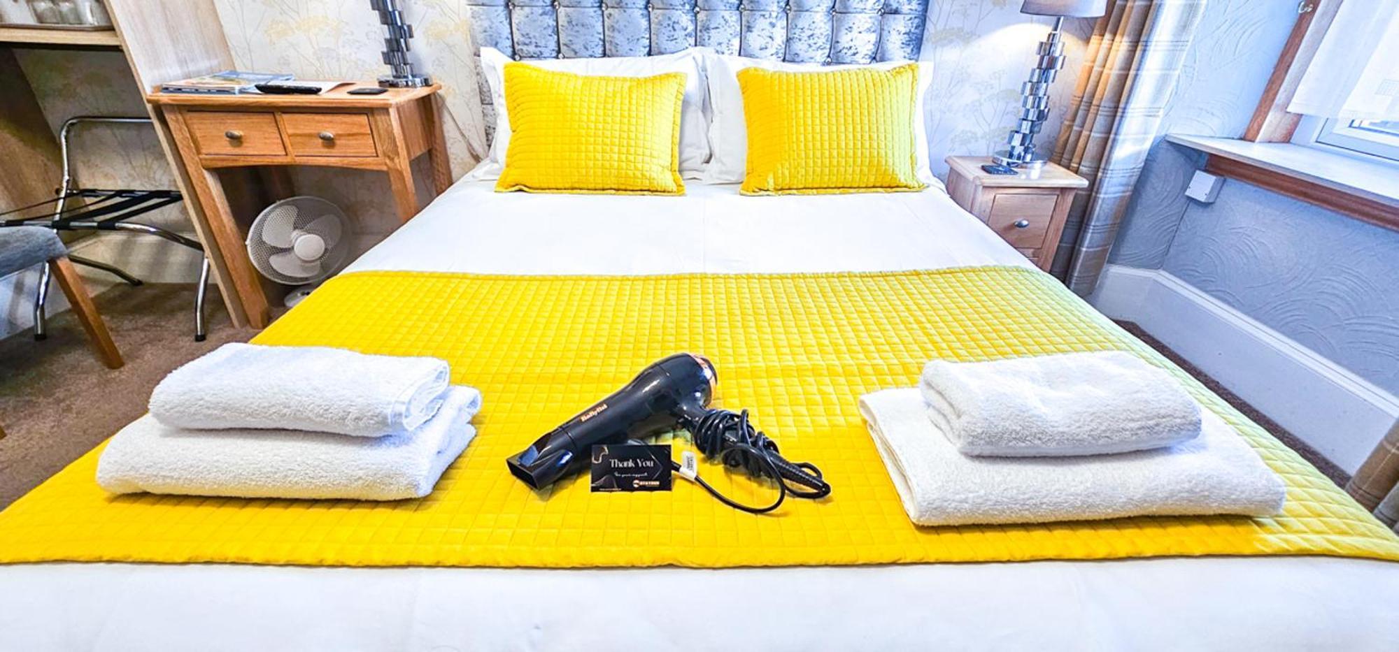 Mystayinn Kinloch Lodge Inverness Bagian luar foto