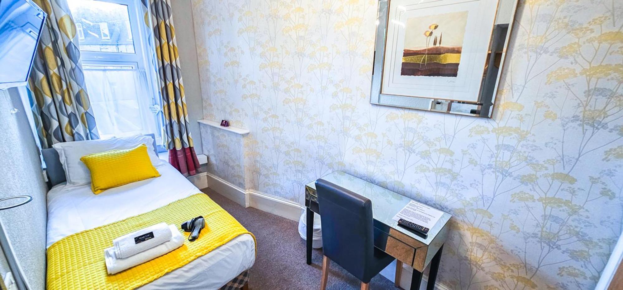 Mystayinn Kinloch Lodge Inverness Bagian luar foto